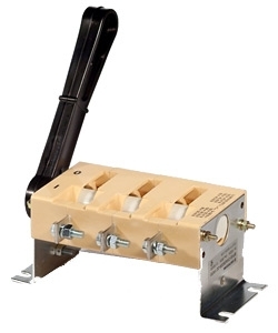 ВР32-37 А 30221-00 УХЛ3, 400А, несъёмная боковая рукоятка, 3-х полюсный на одно направление, со вспомогательными контактами, IP00, выключатель-разъединитель (ЭТ)